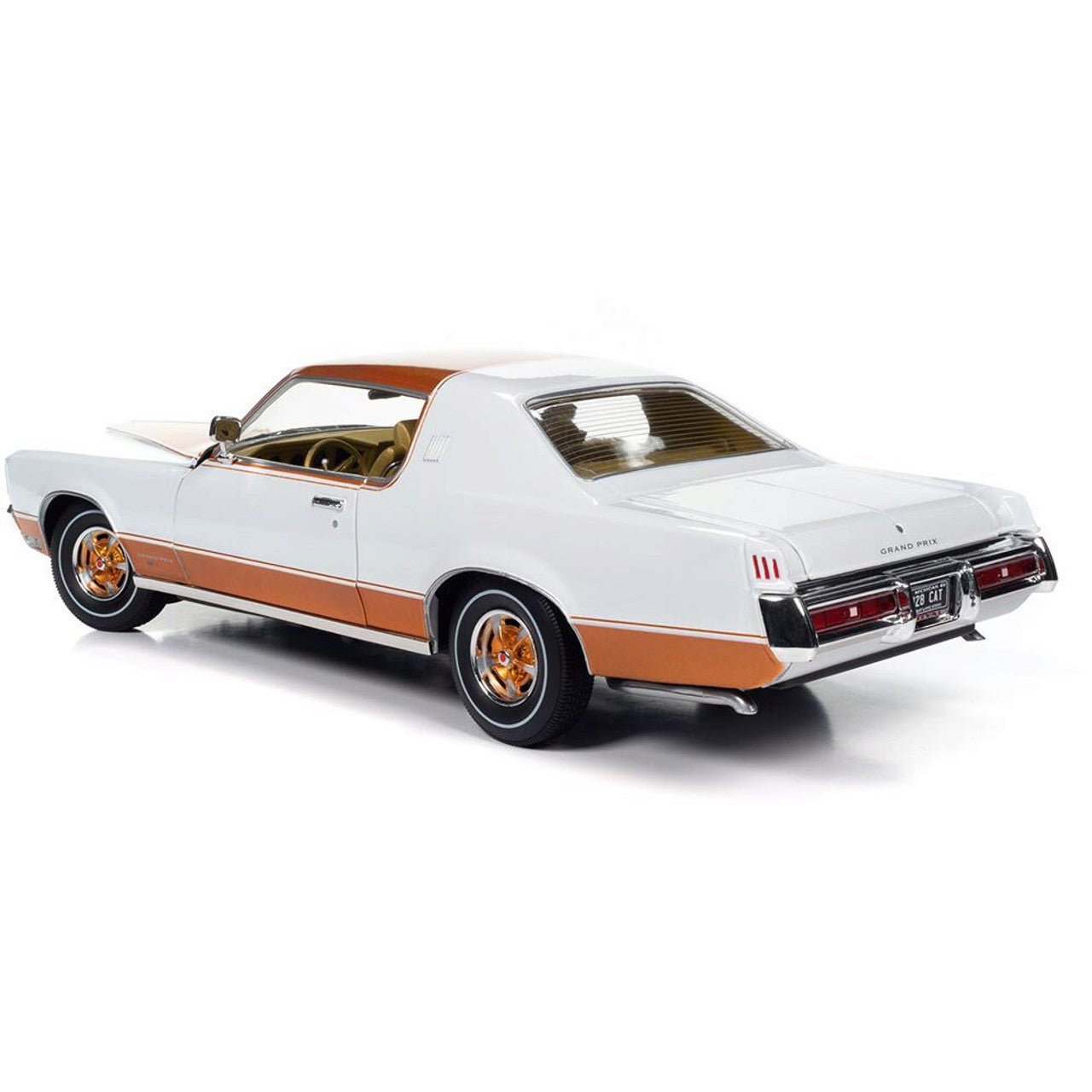 1969 Pontiac Grand Prix (Royal Bobcat) - Cameo White 1:18 Scale Diecast Model Car by American Muscle - Ertl