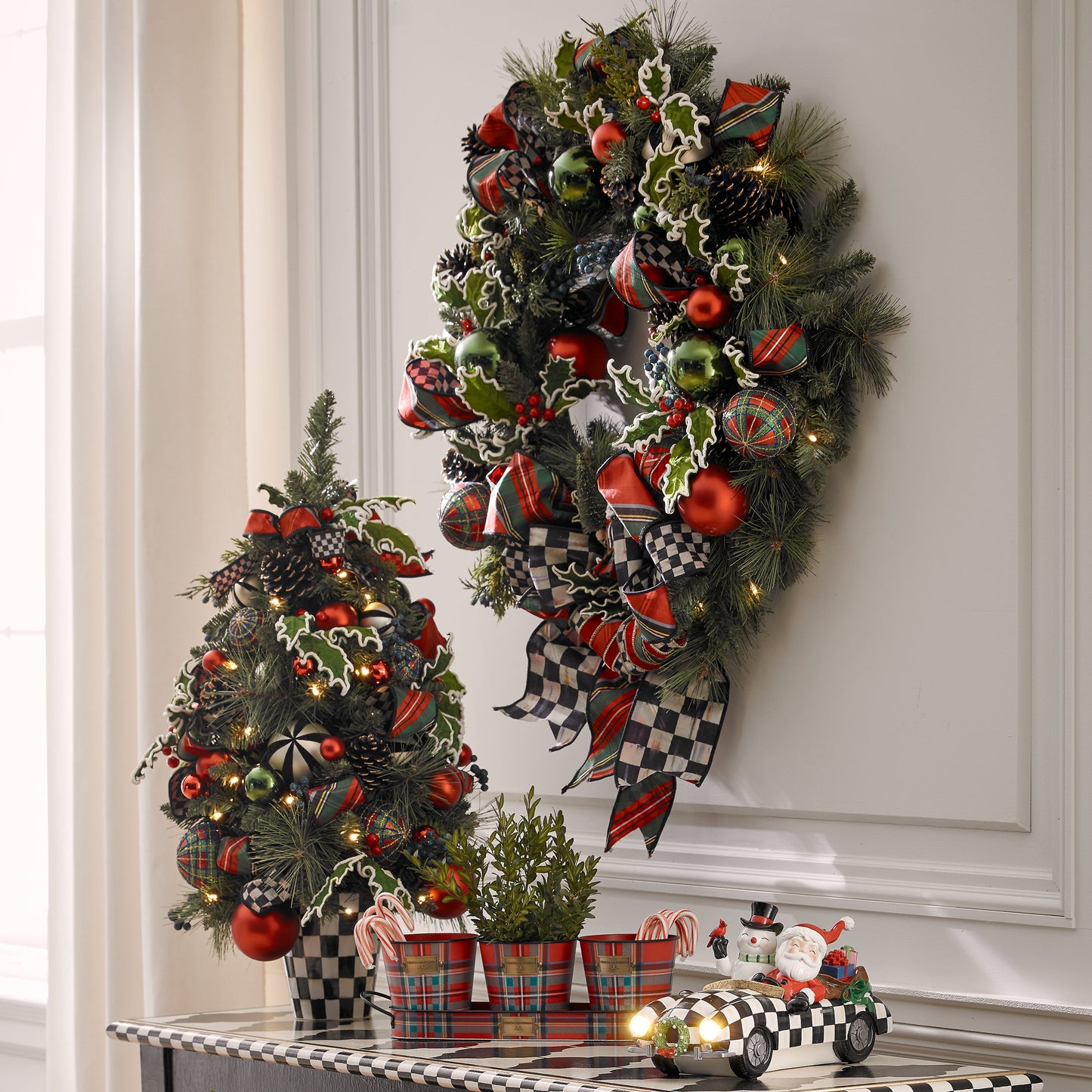 Tartastic Illuminated Wreath