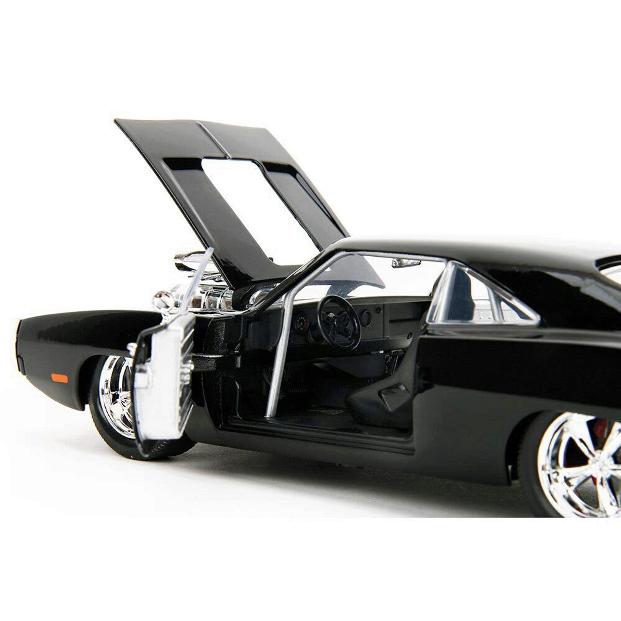 Fast & Furious Dodge Charger R/T with Dom Figure 1:24 Scale Diecast Model Car by Jada Toys