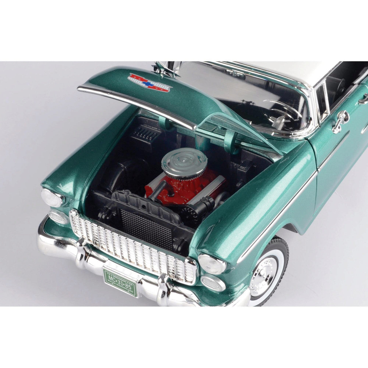 1955 Chevy Bel Air Hardtop 1:18 Scale Diecast Model Car by Motormax