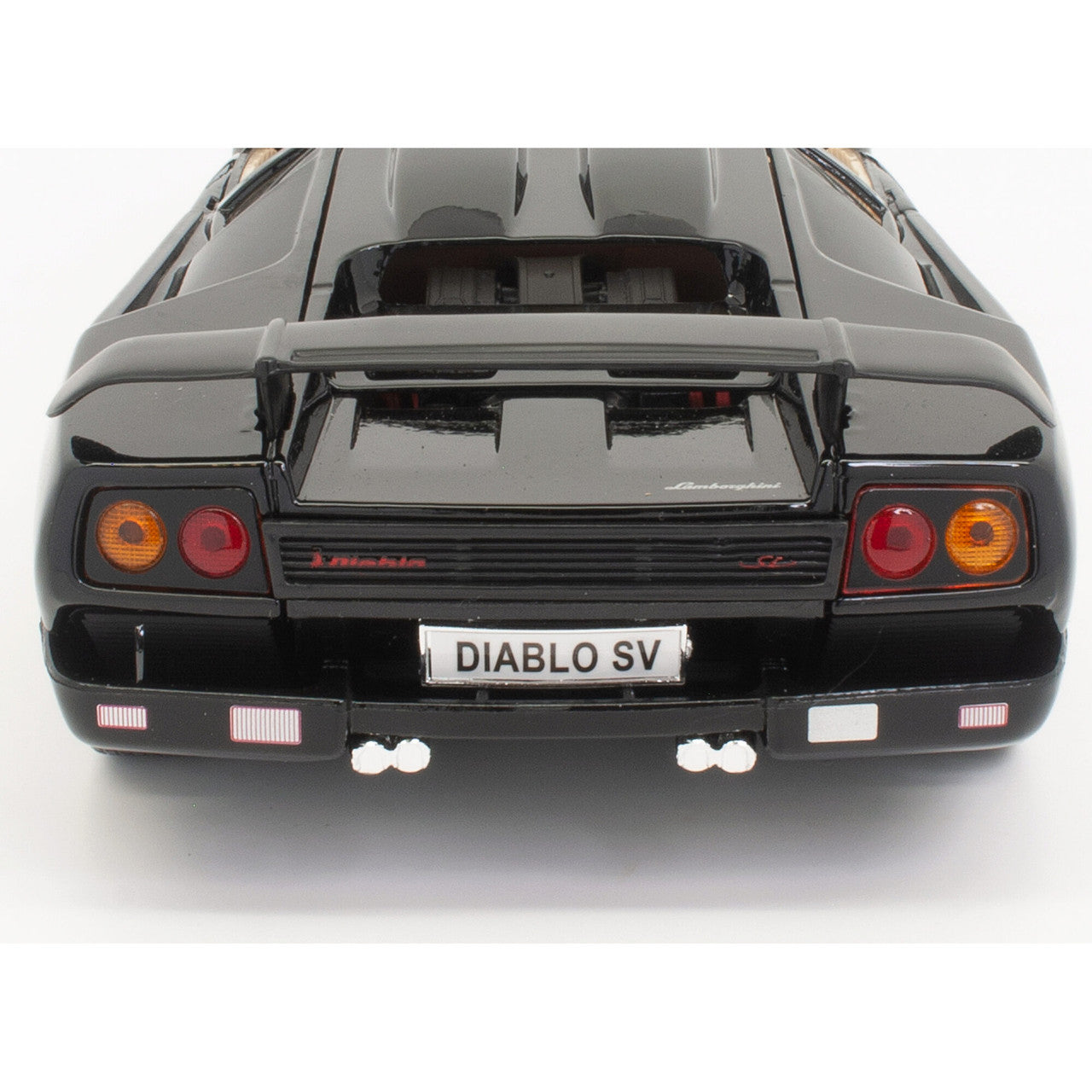 Lamborghini Diablo SV 1:18 Scale Diecast Model Car by Maisto