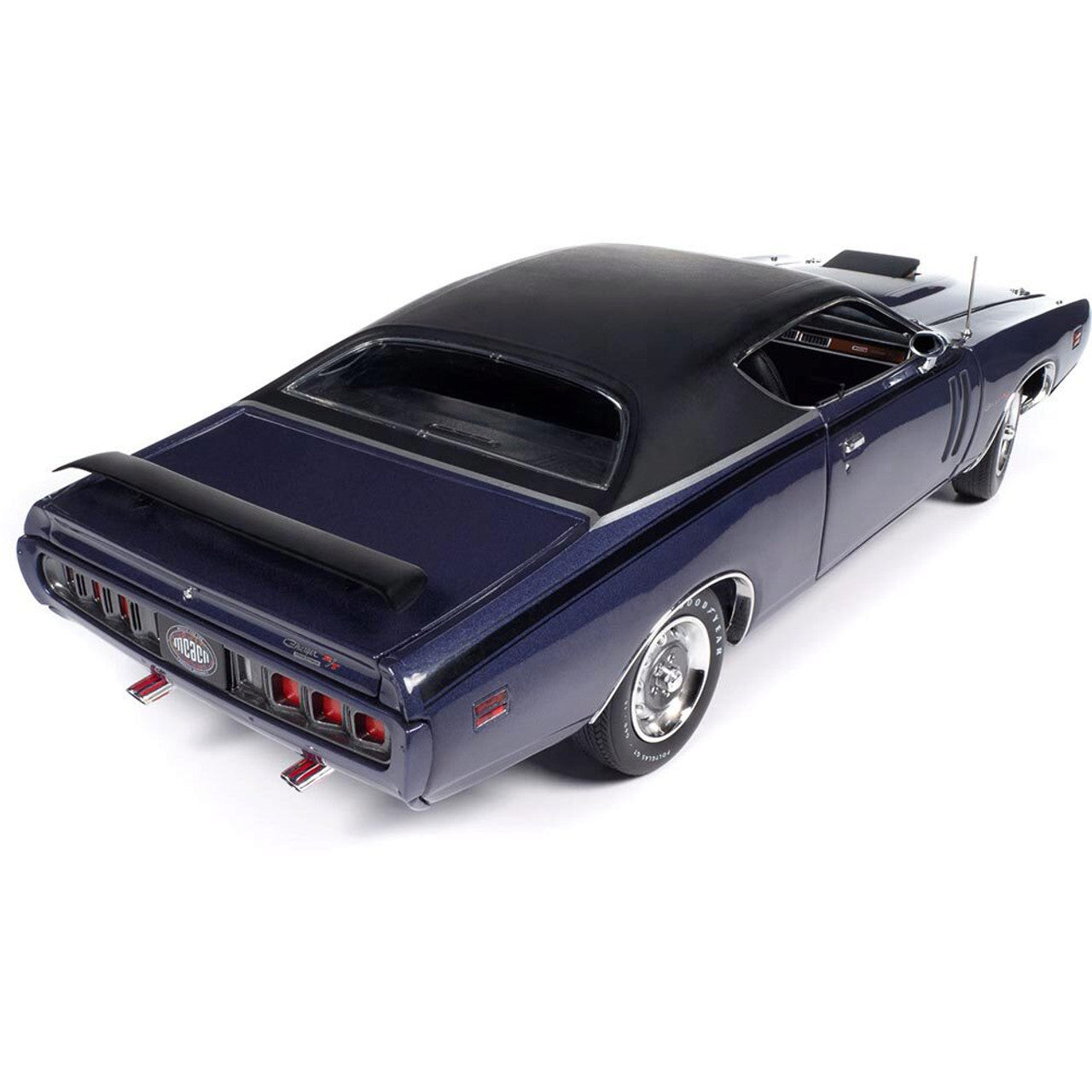 1971 Dodge Charger R/T MCACN 1:18 Scale Diecast Model Car by American Muscle - Ertl