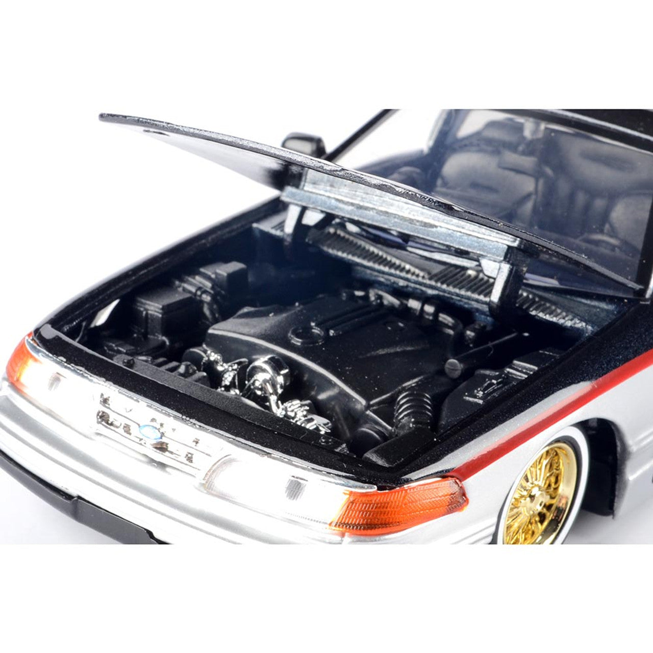 1993 Chevy Caprice - Get Low 1:24 Scale Diecast Model Car by Motormax