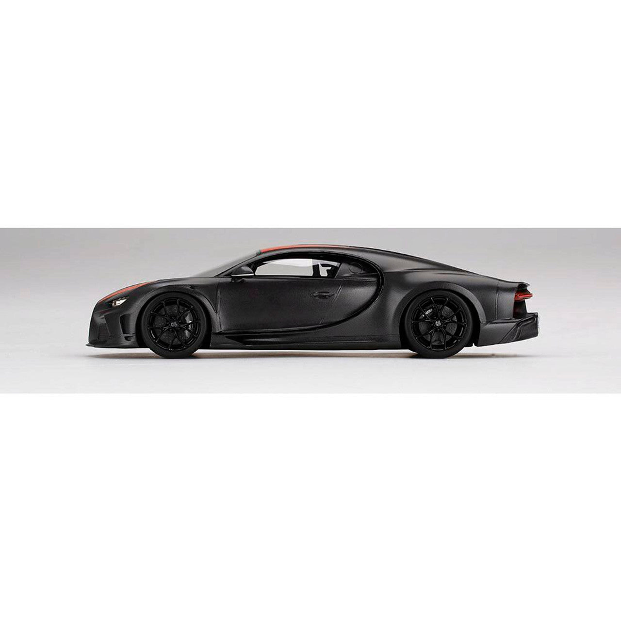 Bugatti Chiron Super Sport - 300+ MPH World Record Setter 1:18 Scale Cast Resin Model Car by Top Speed