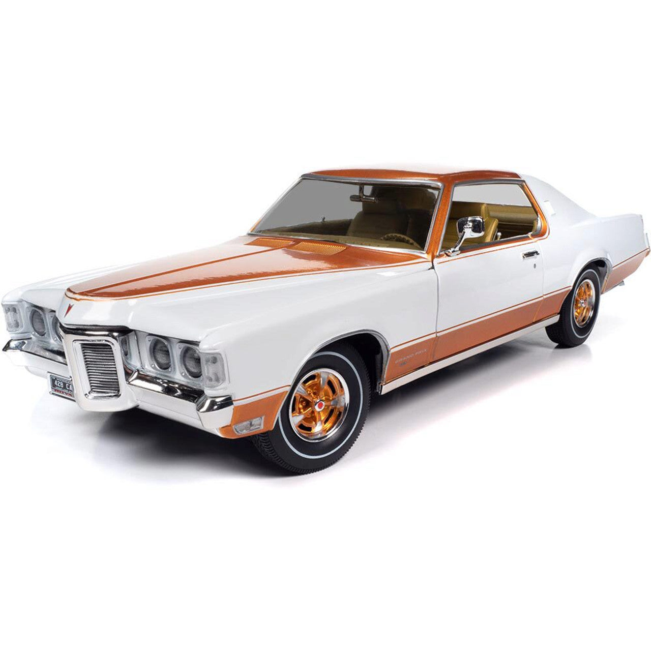 1969 Pontiac Grand Prix (Royal Bobcat) - Cameo White 1:18 Scale Diecast Model Car by American Muscle - Ertl