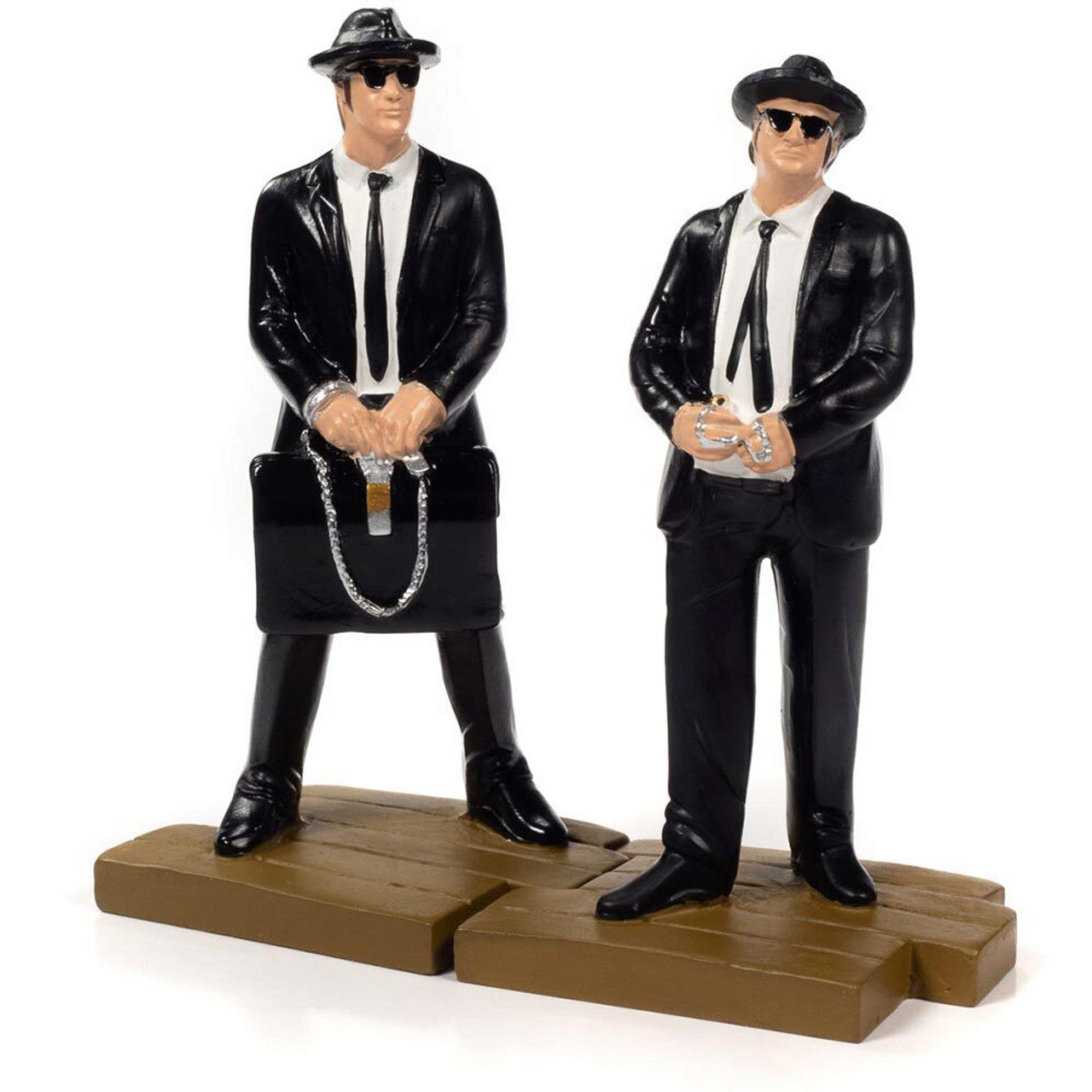 Blues Brothers 1974 Dodge Monaco Police Pursuit with Jake & Elwood Figures 1:18 Scale Diecast Model Car by Auto World