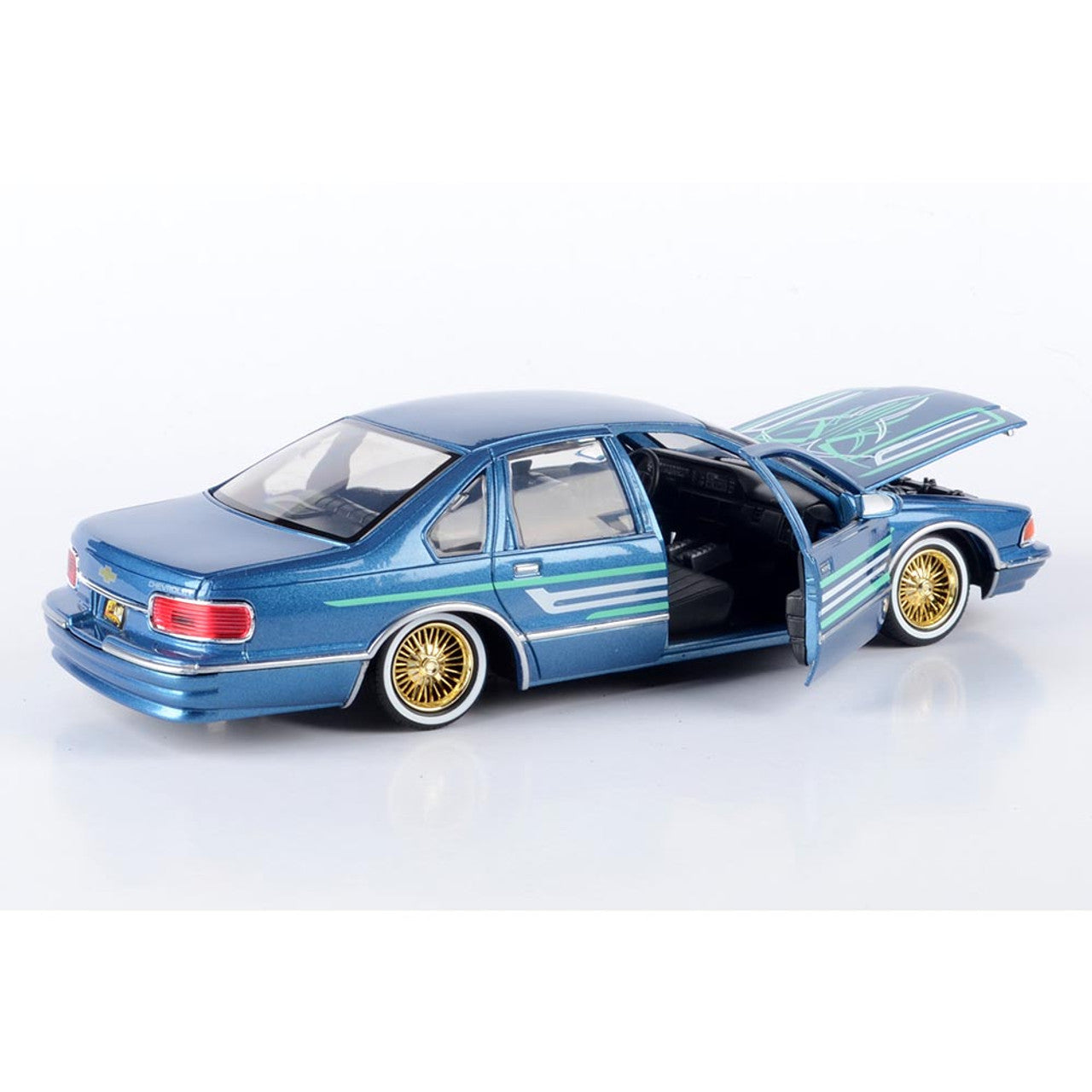 1993 Chevy Caprice - Get Low 1:24 Scale Diecast Model Car by Motormax