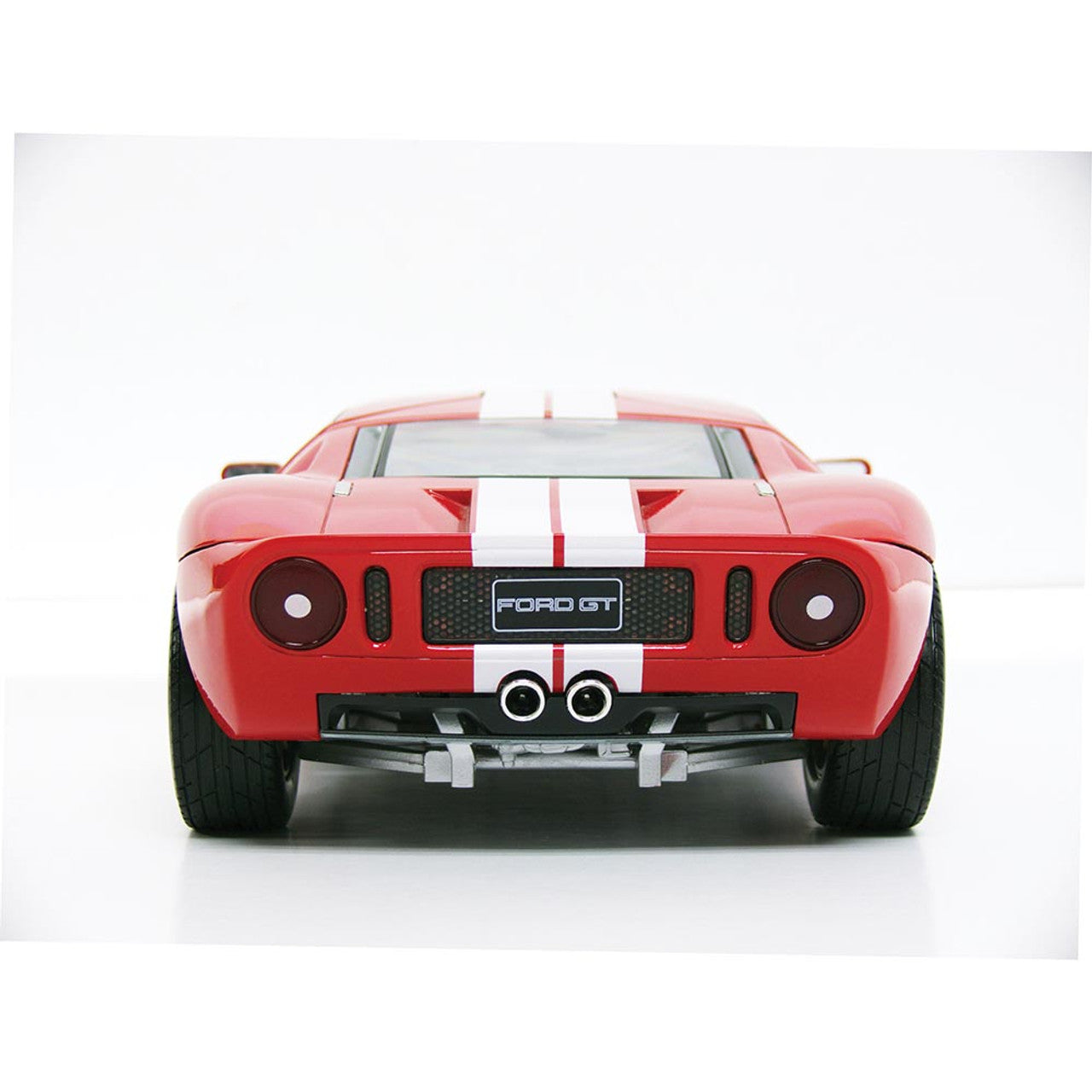 Ford GT Concept - Red 1:12 Scale Diecast Model Car by Motormax