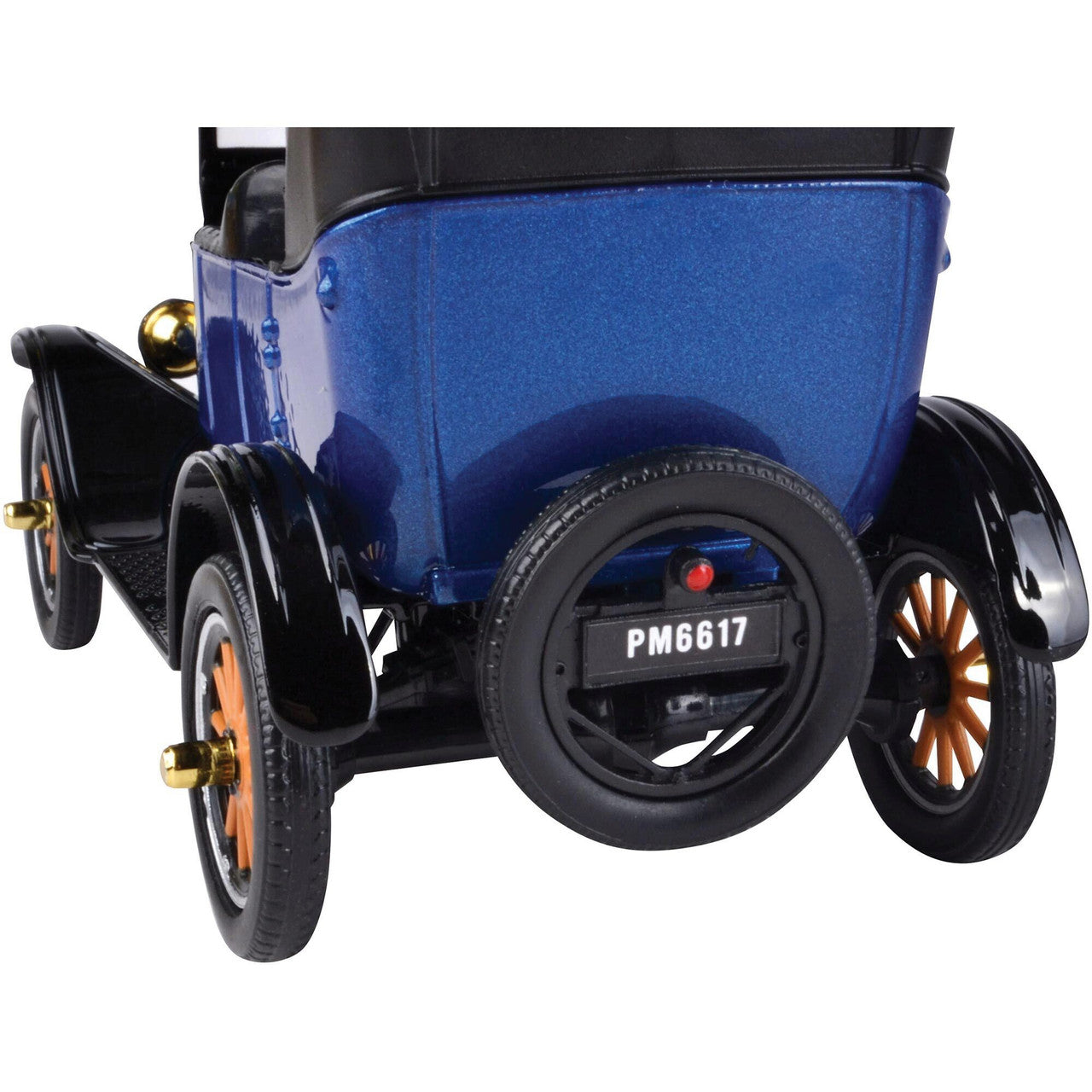1925 Ford Model T - Touring ( soft top )-Blue 1:24 Scale Diecast Model Car by Motormax