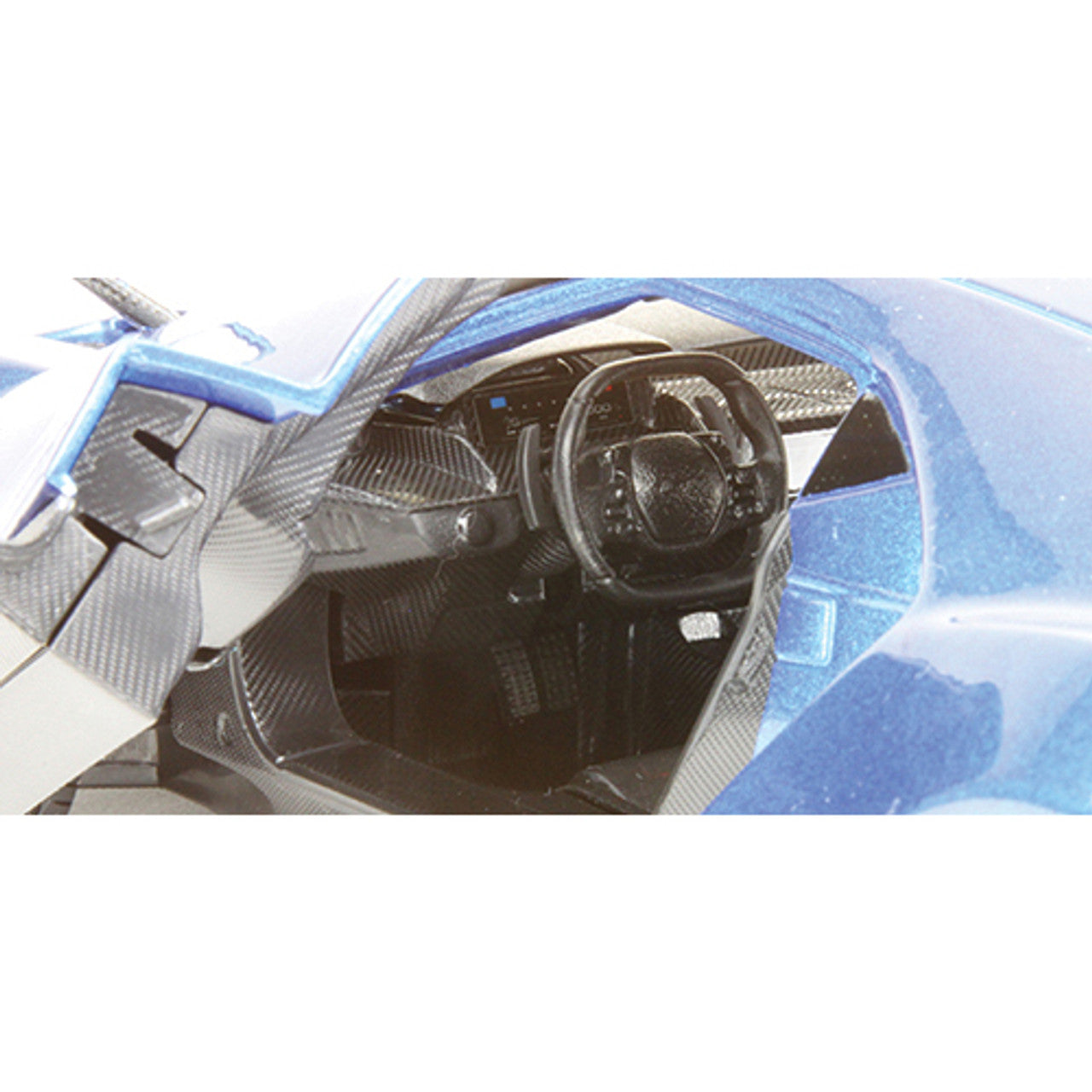 2017 Ford GT - blue 1:18 Scale Diecast Model by Maisto
