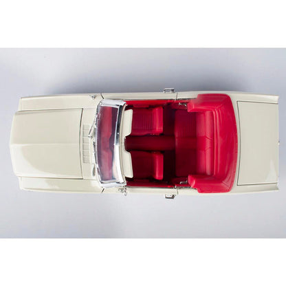 James Bond - 1964 1/2 Ford Goldfinger Mustang - White 1:18 Scale Diecast Model Car by Motormax