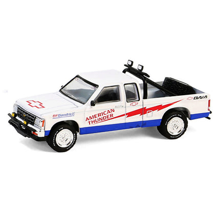 2023 Chevrolet Silverado 1500 and 1989 Chevrolet | Greenlight 1:64 Scale Diecast Model Truck by Greenlight