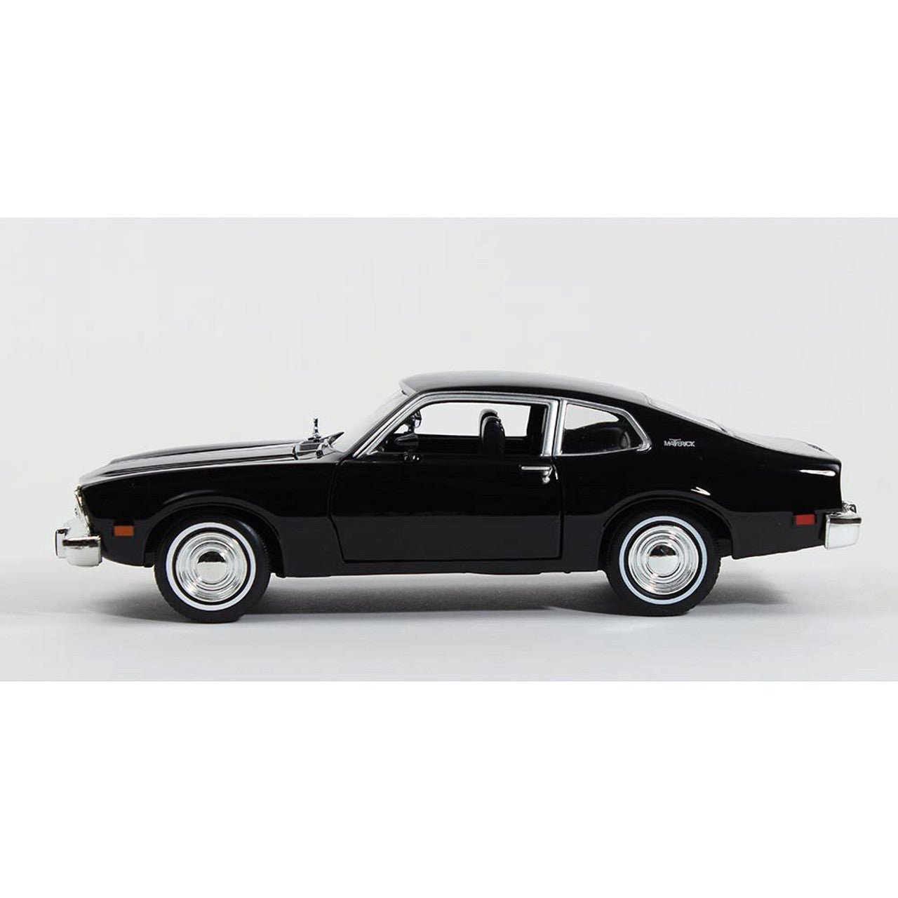 Forgotten Classics - Ford Maverick - Black 1:24 Scale Diecast Model Car by Motormax