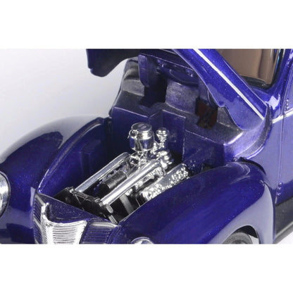 1940 Ford Sedan Delivery-Metallic Purple 1:24 Scale Diecast Model Car by Motormax