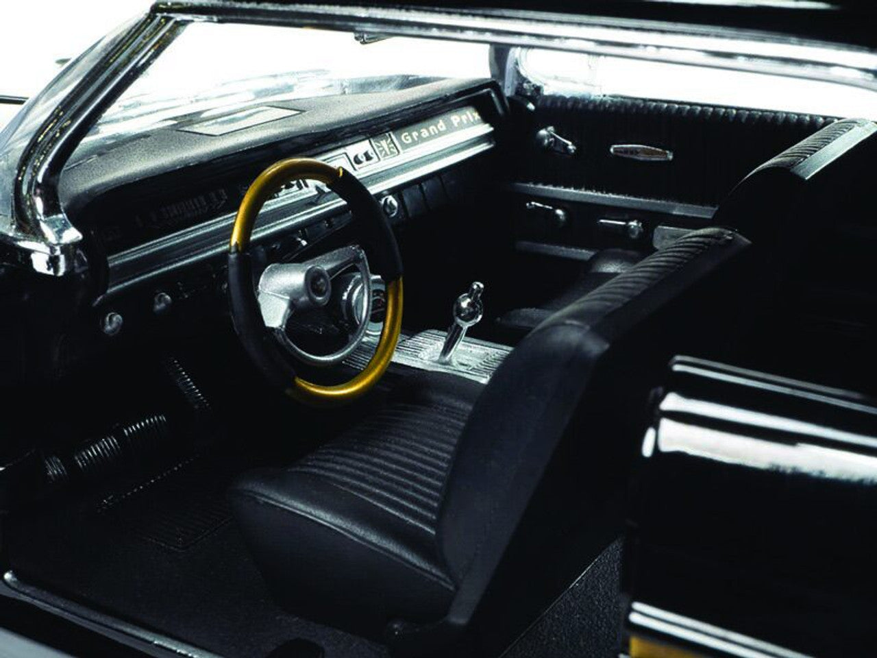 1962 Pontiac Grand Prix Hardtop (Fireball Roberts Edition) - Starlight Black 1:18 Scale Diecast Model Car by American Muscle - Ertl