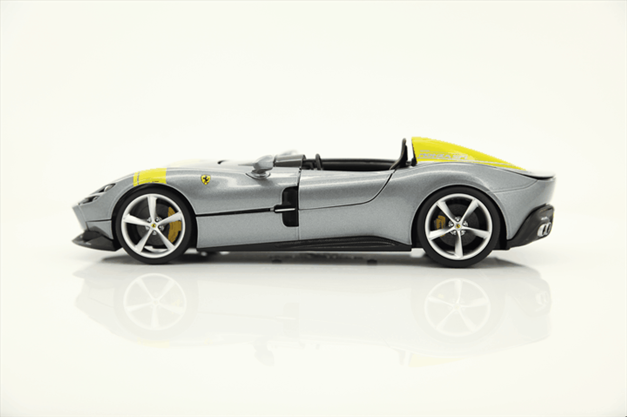 Ferrari Monza SP-1 1:18 Scale Diecast Model Car by Bburago