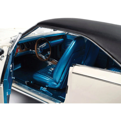 1970 Dodge Charger R/T MCACN - White 1:18 Scale Diecast Model Car by American Muscle - Ertl
