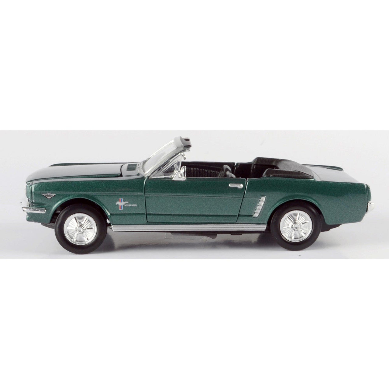 1964 1/2 Ford Mustang Convertible - Green 1:24 Scale Diecast Model Car by Motormax