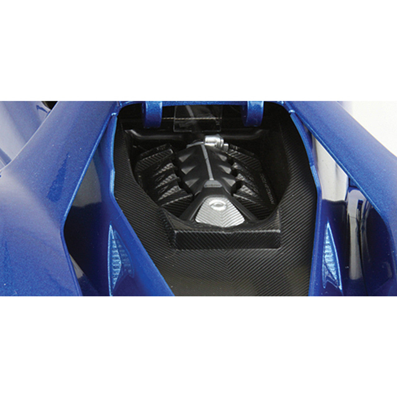 2017 Ford GT - blue 1:18 Scale Diecast Model by Maisto