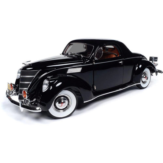 1937 Lincoln Zephyr 1:18 Scale Diecast Model Car by Auto World