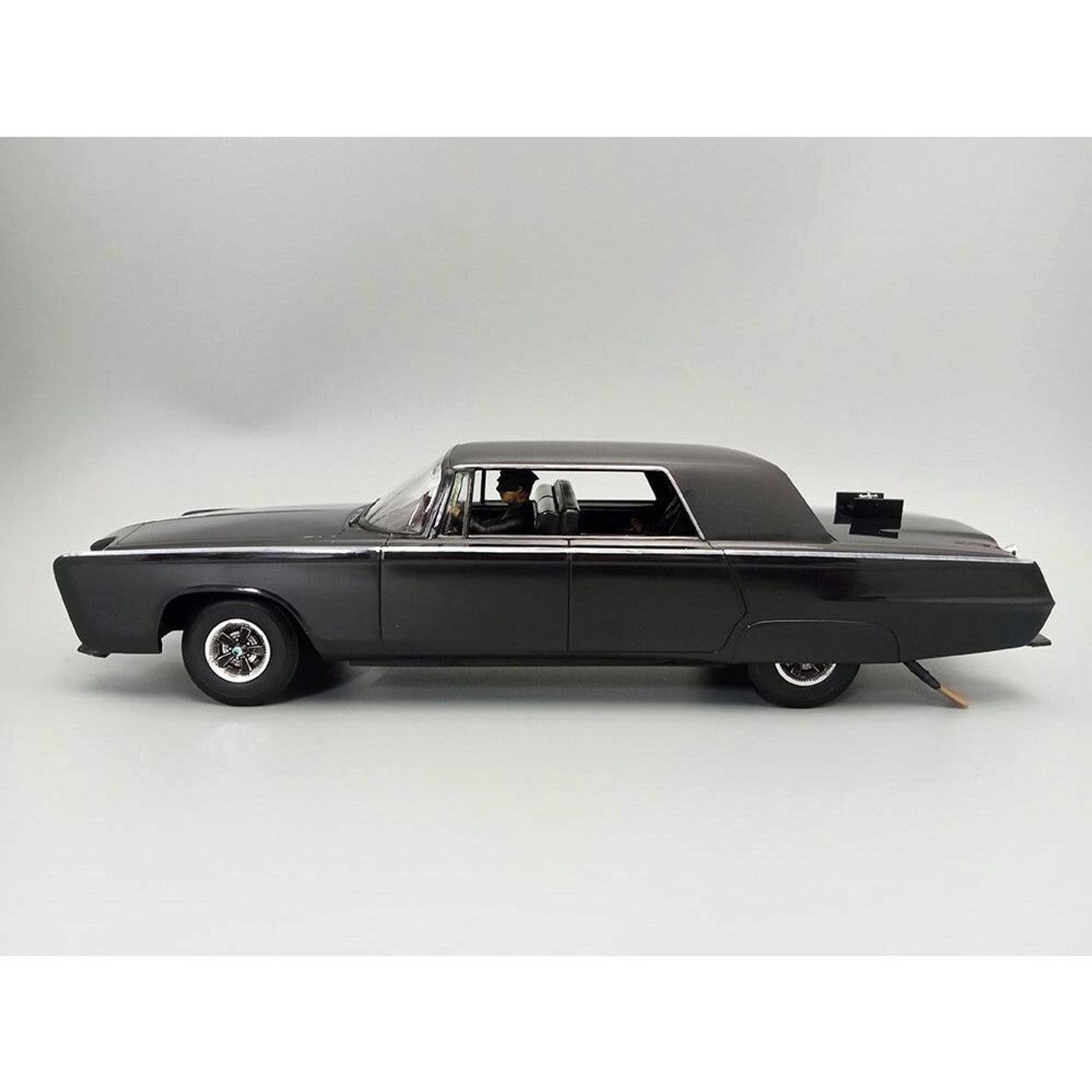 Green Hornet Black Beauty 1:25 Scale Model Kit by AMT
