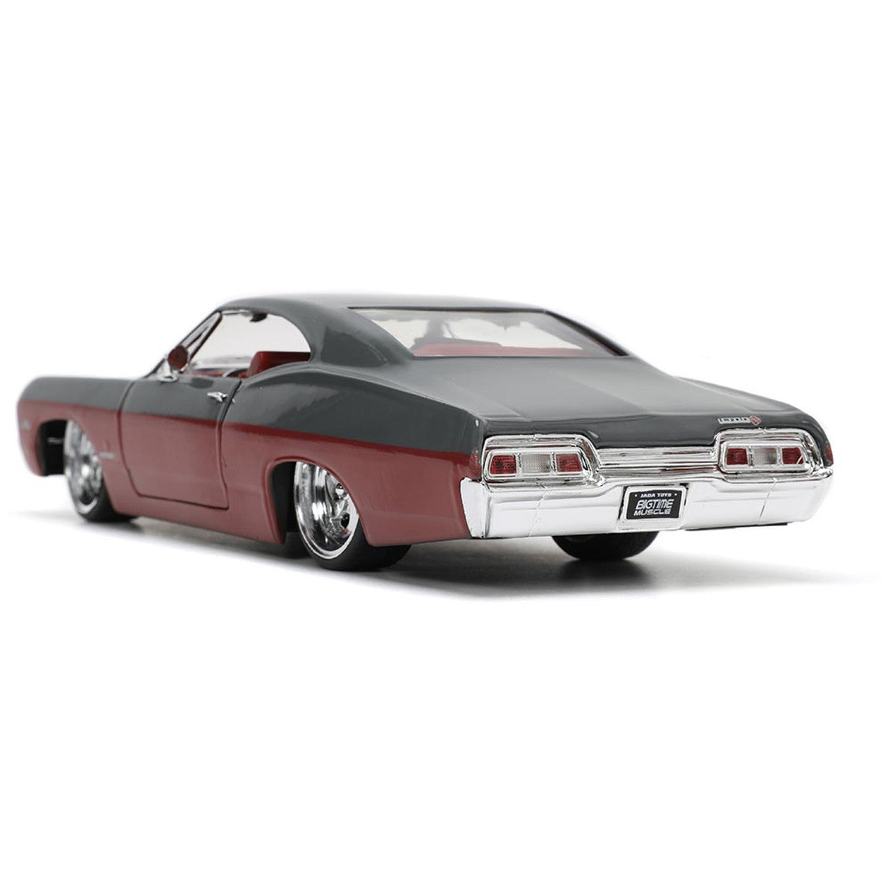 1967 Chevy Impala 2-Door BTM 1:24 Scale Diecast Model Car by Jada Toys
