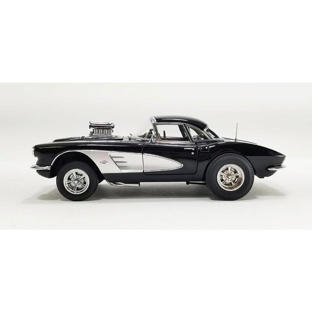 1961 Chevrolet Corvette Gasser - Showtime 1:18 Scale Diecast Model Car by Acme