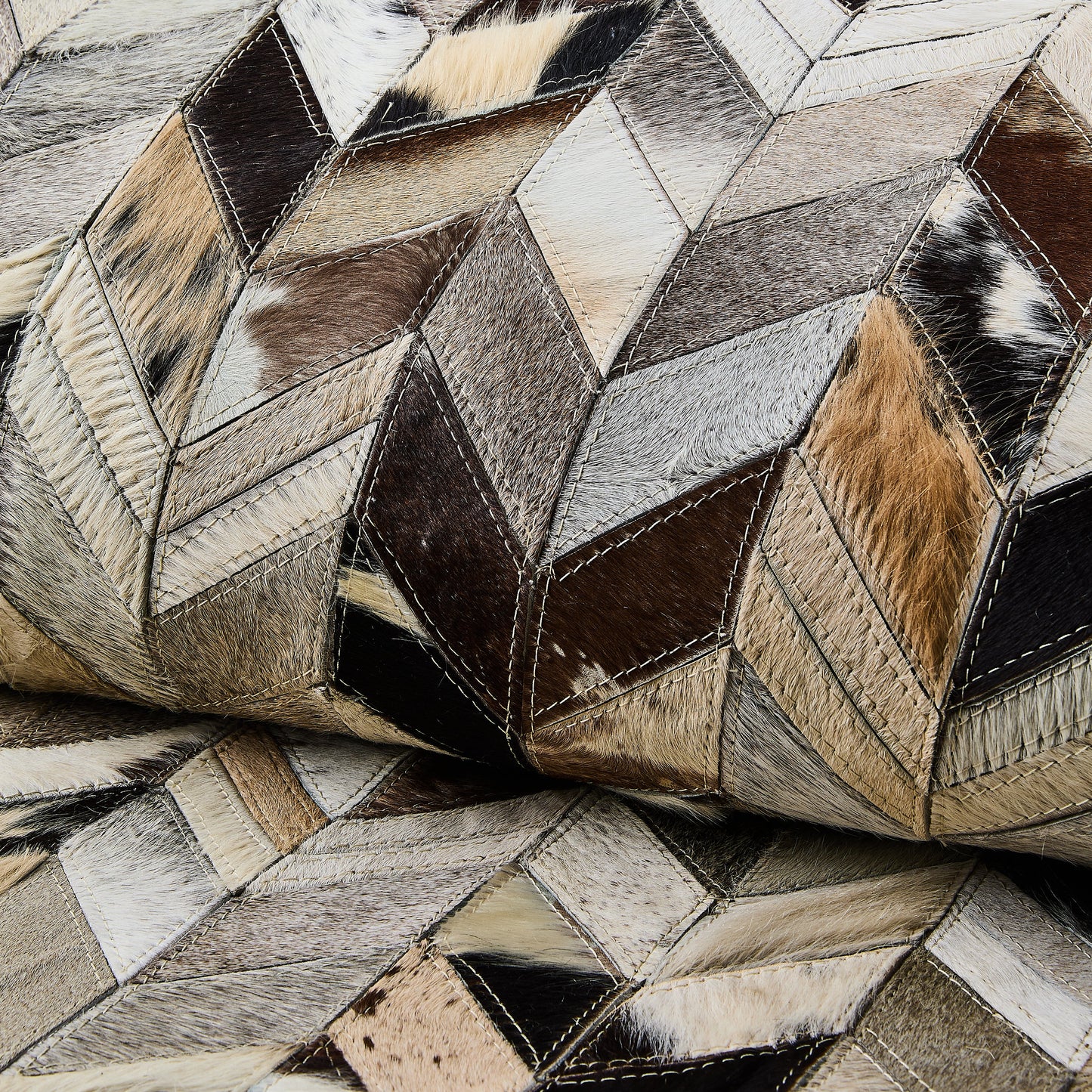 Black Herringbone Hair on Hide 6¡ä Round Rug