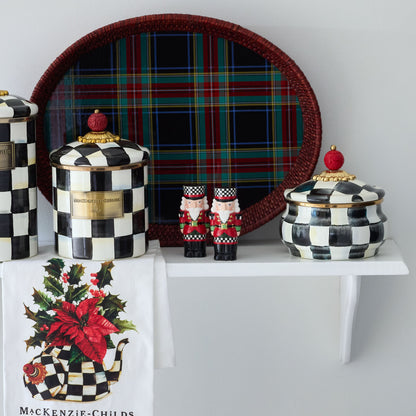 Classic Courtly Nutcracker Salt &amp; Pepper Set