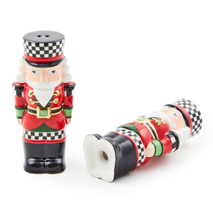 Classic Courtly Nutcracker Salt &amp; Pepper Set