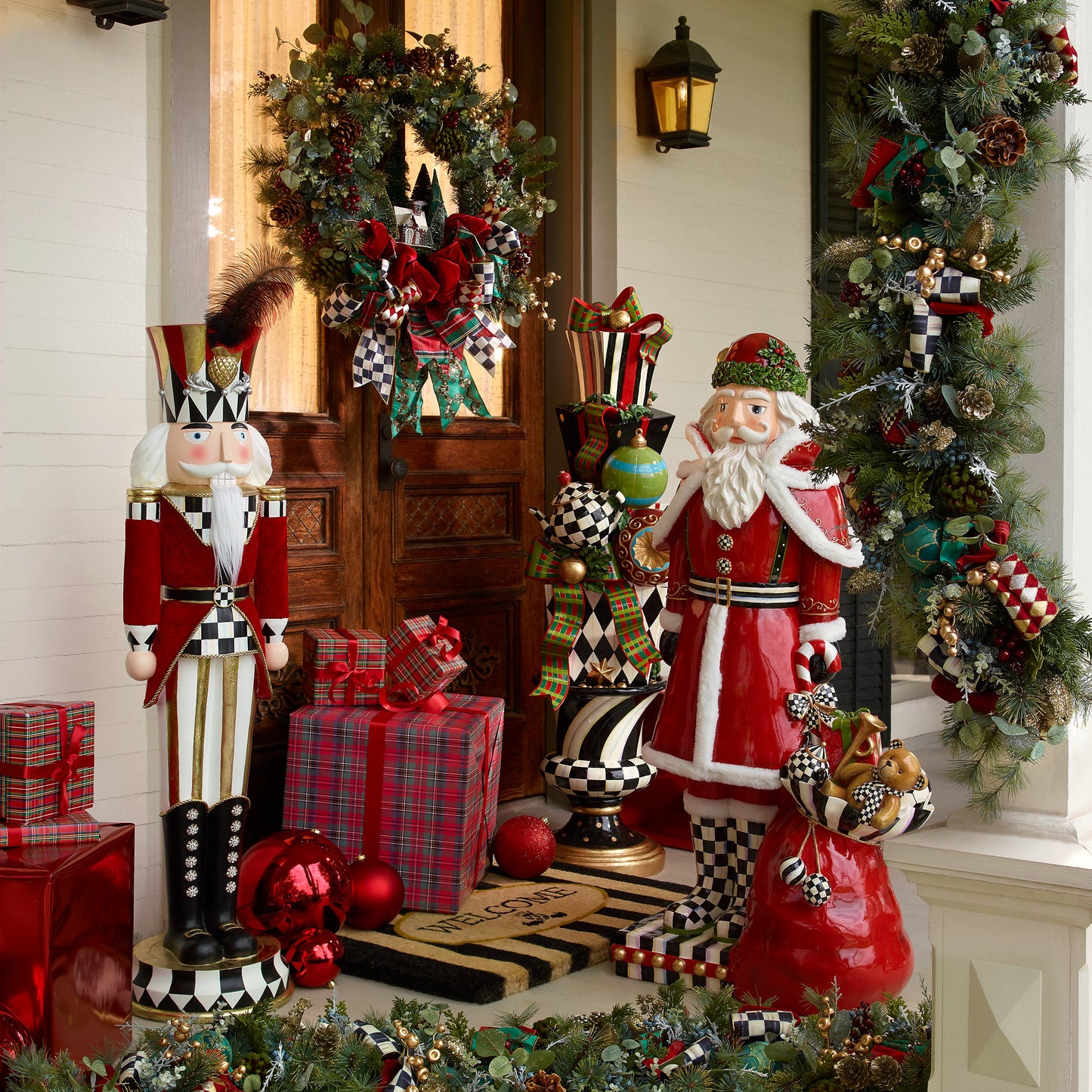 Castle Guard Trophy Nutcracker