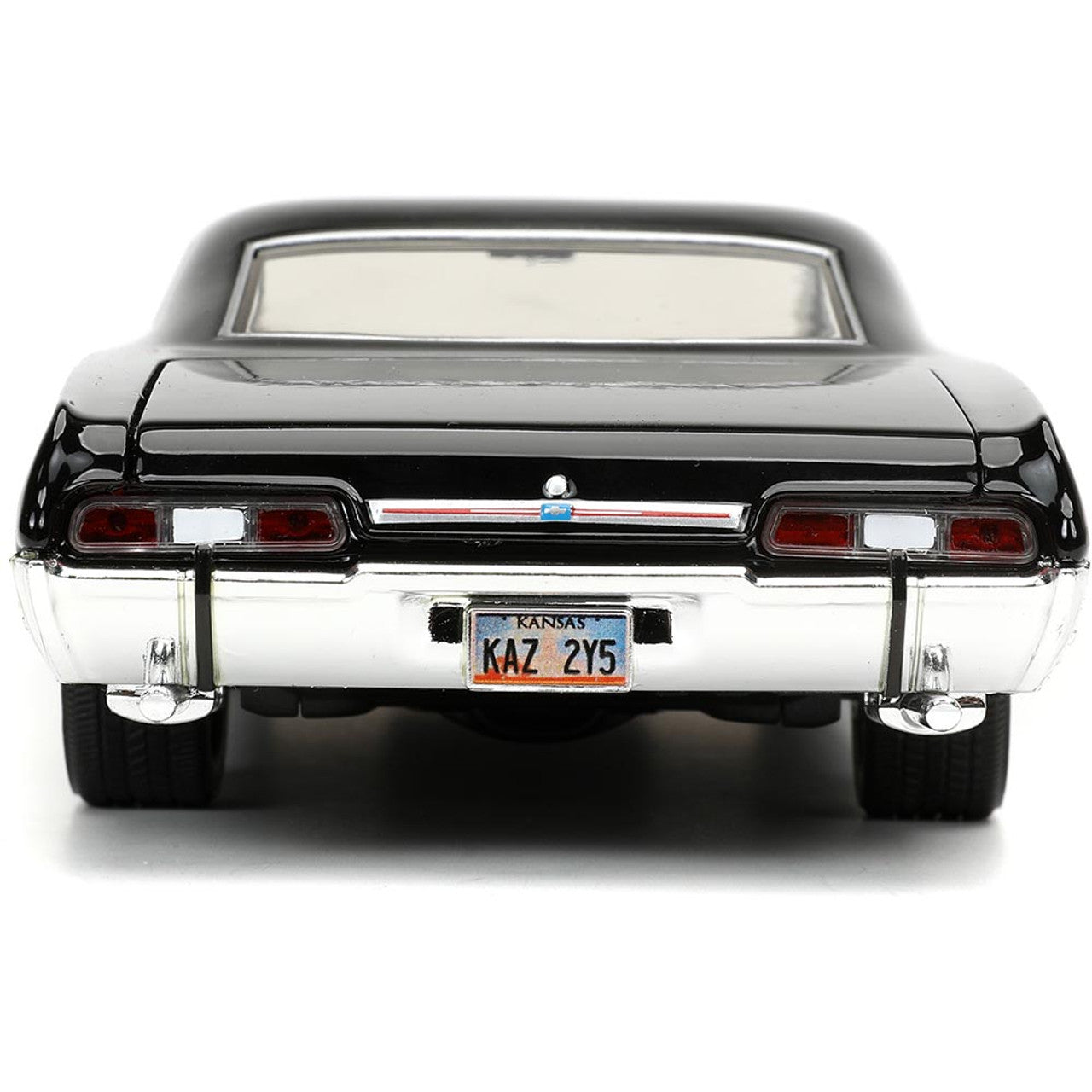 1967 Supernatural Chevy Impala SS w/Dean Winchester Figure 1:24 Scale Diecast Model Car by Jada Toys