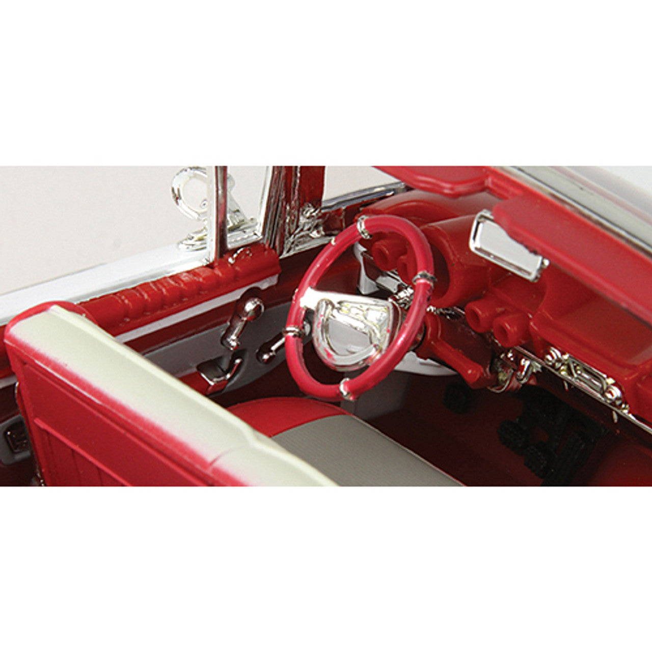 1960 Chevy Impala Convertible - White 1:18 Scale Diecast Model by Motormax