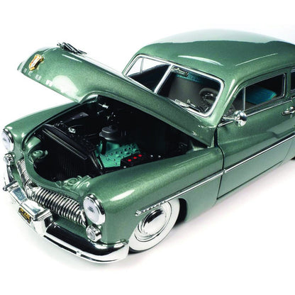 1949 Mercury Eight Coupe - Berwick Green 1:18 Scale Diecast Model Car by Auto World
