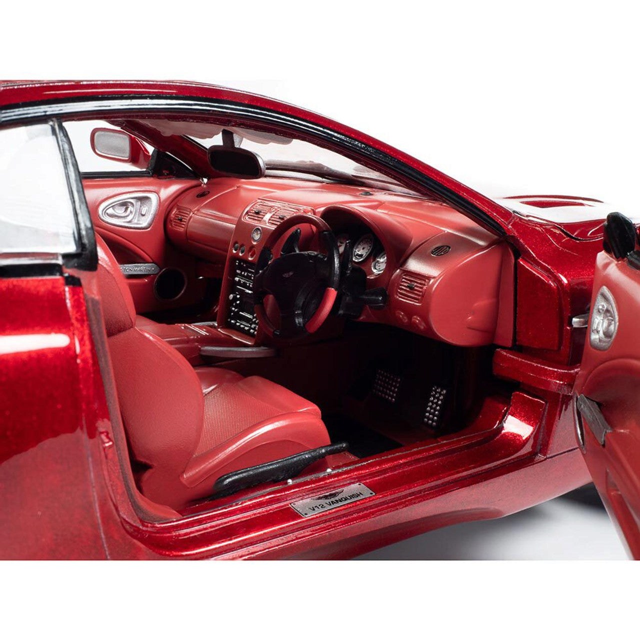 2005 Aston Martin V-12 Vanquish S 1:18 Scale Diecast Model Car by Auto World