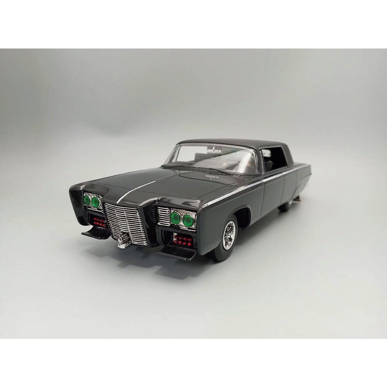 Green Hornet Black Beauty 1:25 Scale Model Kit by AMT