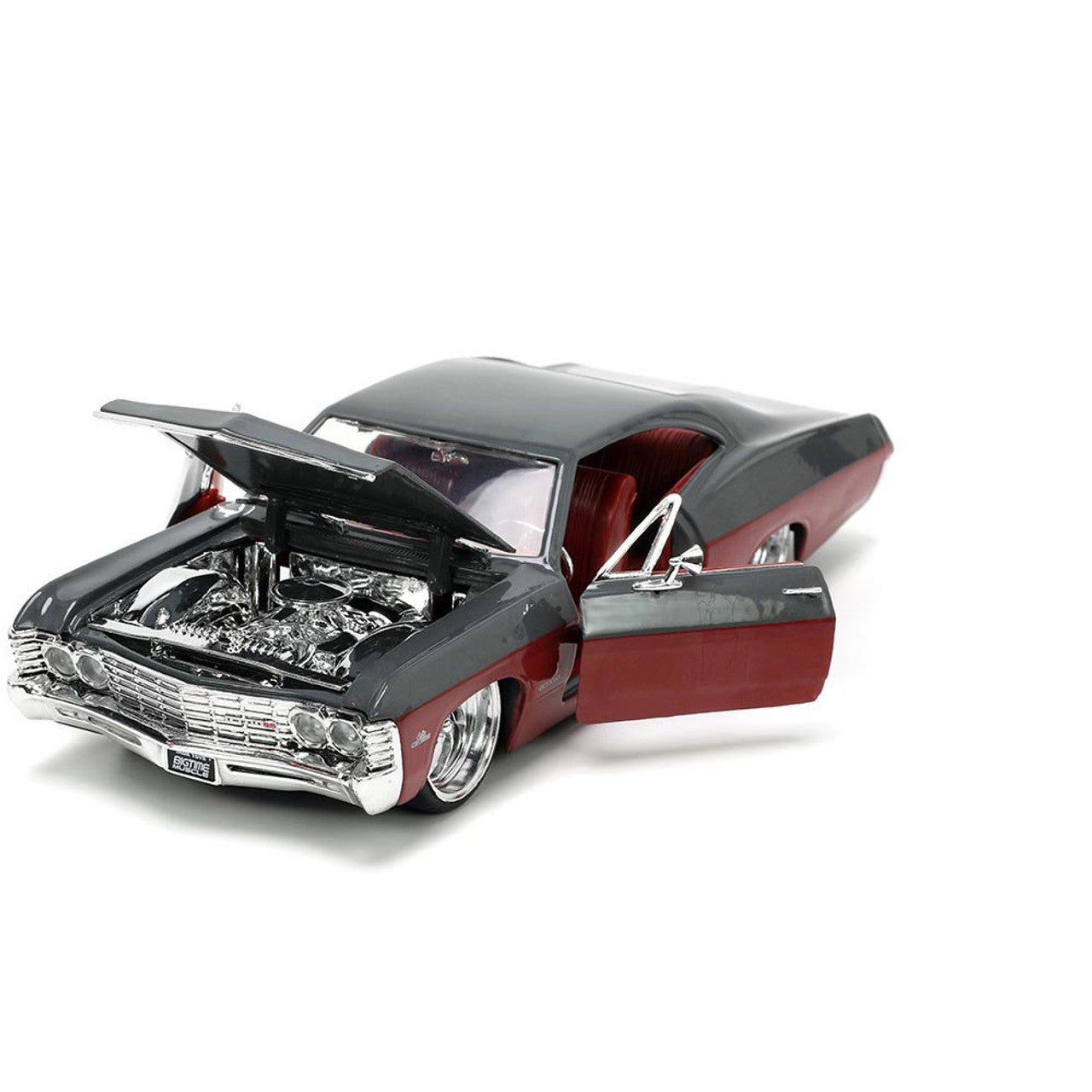 1967 Chevy Impala 2-Door BTM 1:24 Scale Diecast Model Car by Jada Toys
