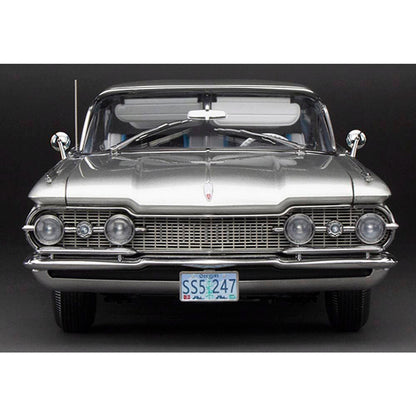1959 Oldsmobile 98 Hardtop - Silver Mist  1:18 Scale Diecast Model by Sunstar