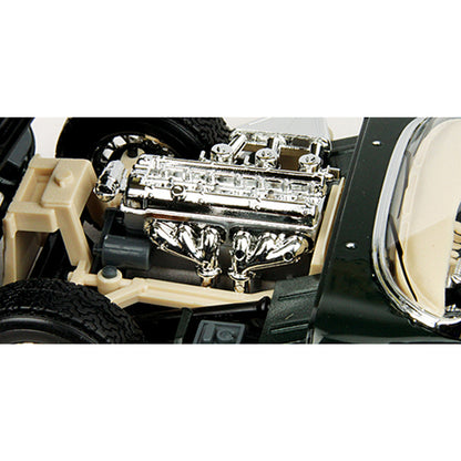 1961 Jaguar E-Type Cabriolet 1:18 Scale Diecast Model by Bburago