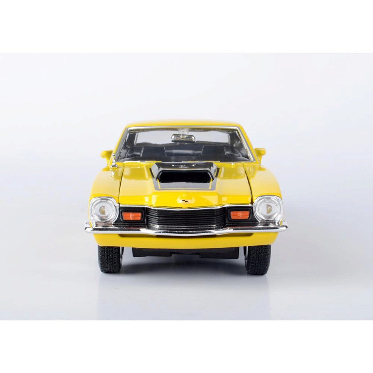 1971 Mercury Comet GT - Yellow 1:24 Scale Diecast Model Car by Motormax