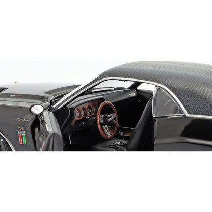 1970 Dodge Challenger R/T 426 HEMI - The Black Ghost 1:18 Scale Diecast Model Car by Greenlight