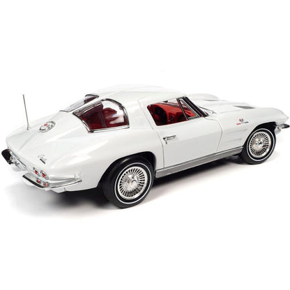 1963 Chevrolet Corvette Split Window Coupe (MCACN) - Ermine White 1:18 Scale Diecast Model Car by American Muscle - Ertl