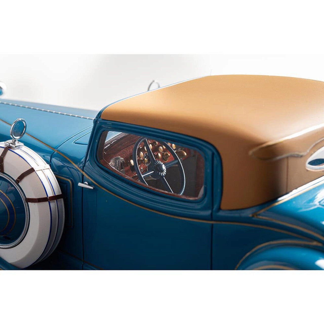 1929 Cord L-29 coupe by Hayes - Blue 1:43 Scale Cast Resin Model Car by Esval Models