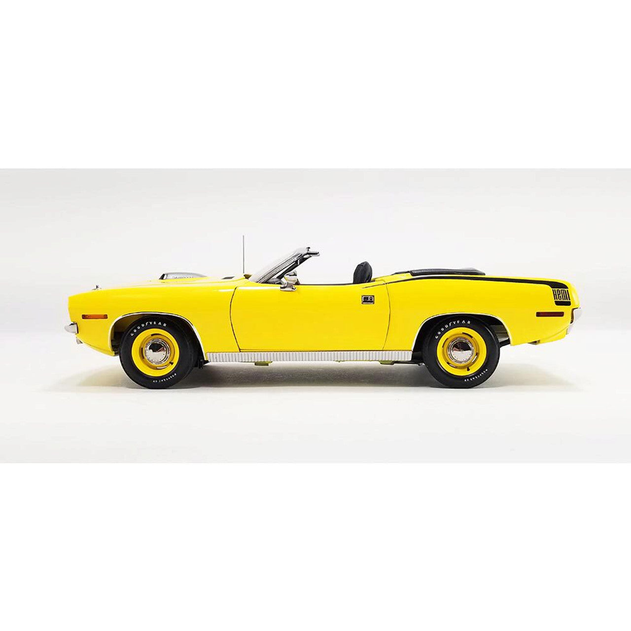 1970 Plymouth HEMI Cuda Convertible 1:18 Scale Diecast Model Car by Acme