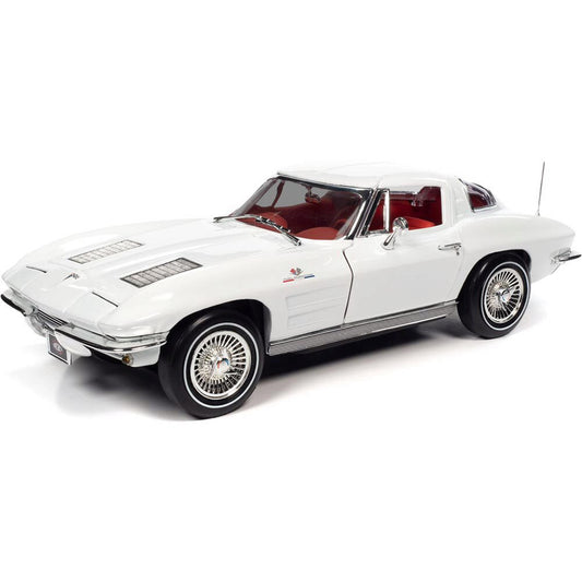 1963 Chevrolet Corvette Split Window Coupe (MCACN) - Ermine White 1:18 Scale Diecast Model Car by American Muscle - Ertl