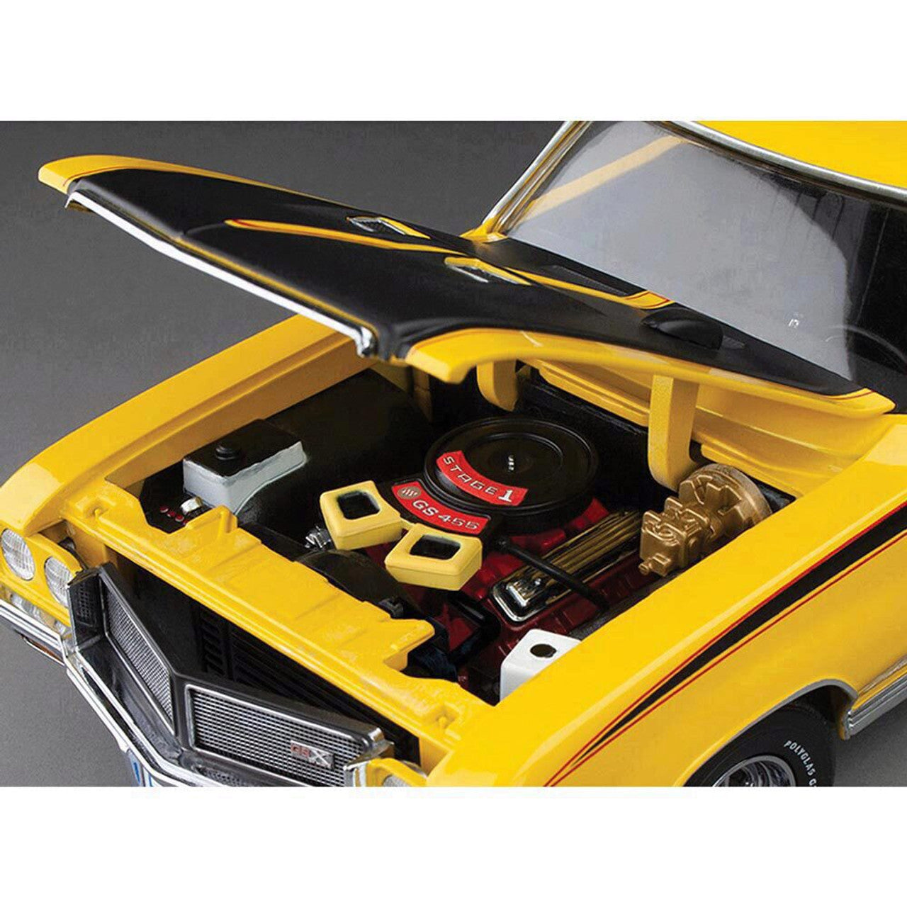 1970 Buick GSX - Yellow 1:18 Scale Diecast Model Car by Sunstar