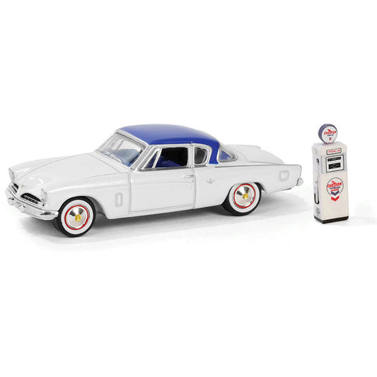 1954 Studebaker Commander Starliner with Vintage | Greenlight 1:64 Scale Diecast Model Car by Greenlight