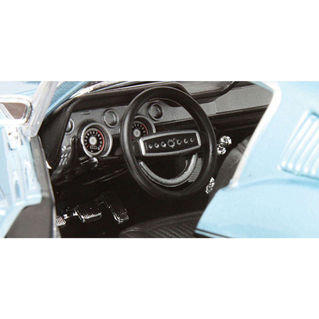 1968 Ford Mustang GT Cobra Jet - blue 1:18 Scale Diecast Model by Maisto
