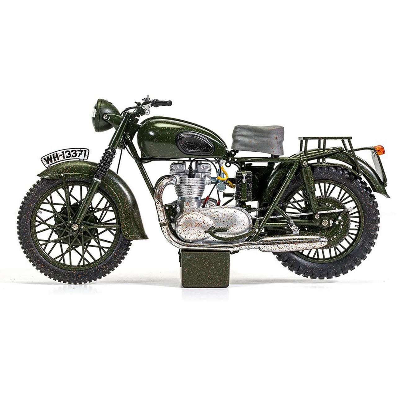 TRIUMPH TR6 TROPHY - Weathered - The Great Escape 1:12 Scale Diecast Model Motorcycle by Corgi