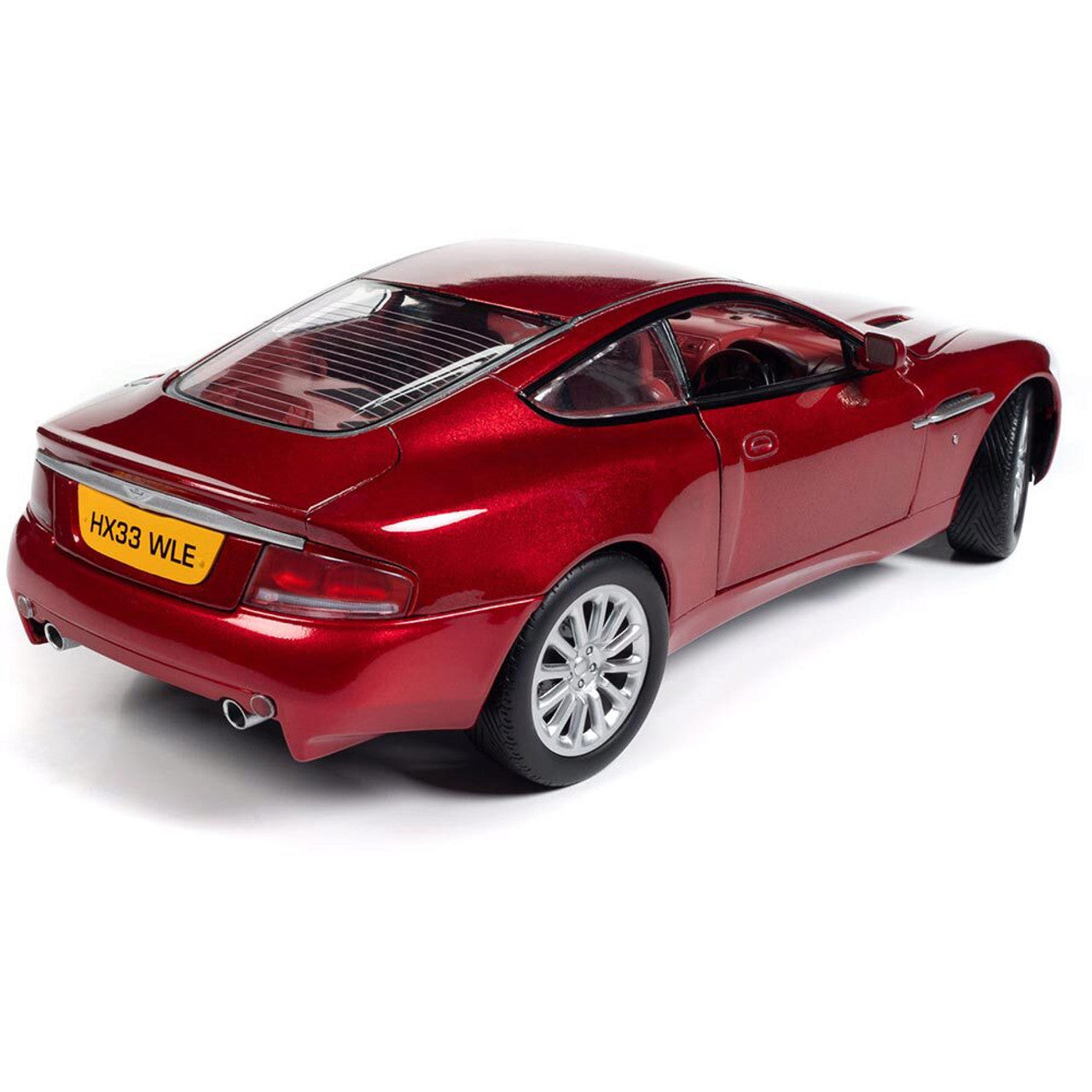 2005 Aston Martin V-12 Vanquish S 1:18 Scale Diecast Model Car by Auto World